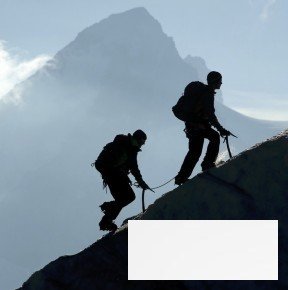 \"秋季最适宜登山